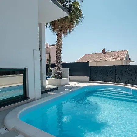 Ferienvilla Aea Del Mare * Trogir